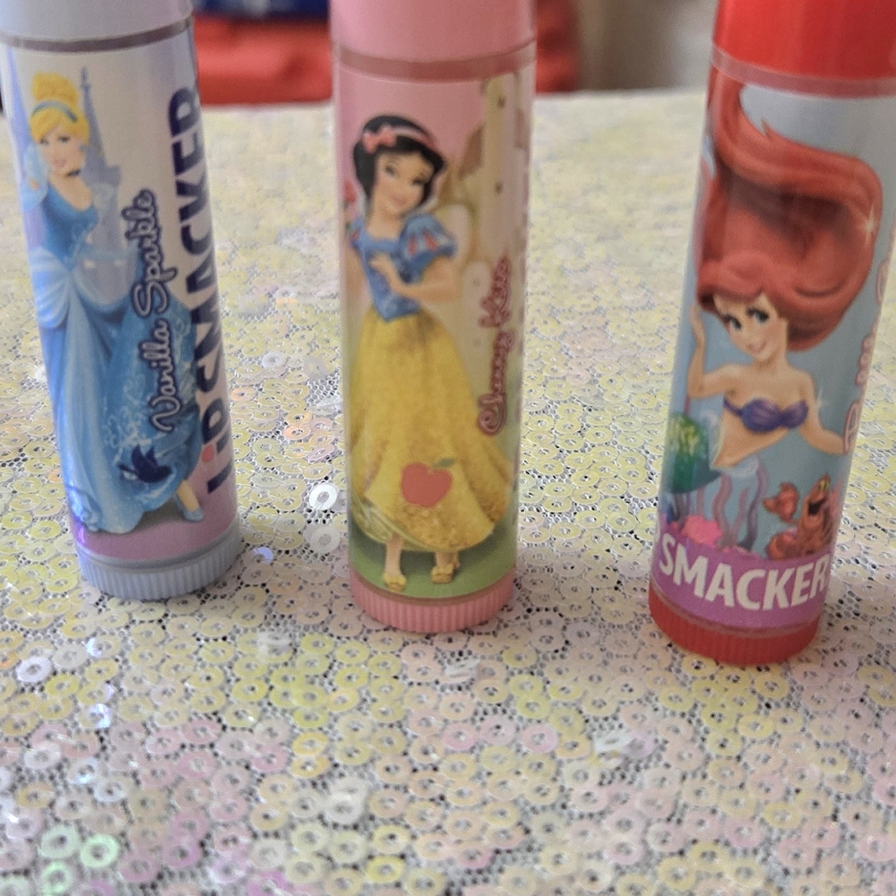 💥5/$10💥 3 Lipsmackers Disney Princesses Cinderella, Snow White, Ariel NWOT